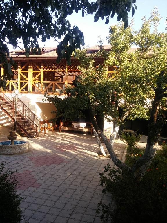 Guest House Albatros Cholpon-Ata Exteriér fotografie