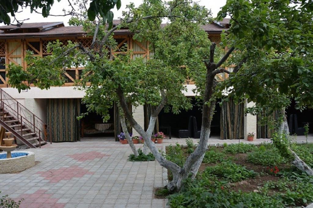 Guest House Albatros Cholpon-Ata Exteriér fotografie